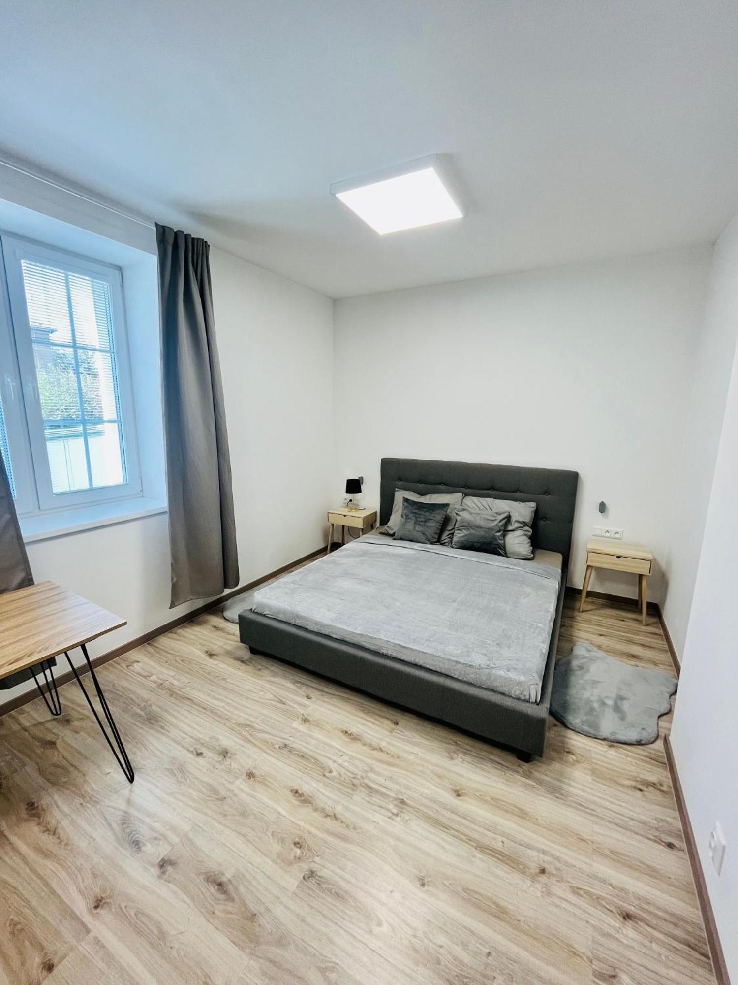 Apartment Riviera Centrum, Private Parking And Smart Check In Банска бистрица Екстериор снимка