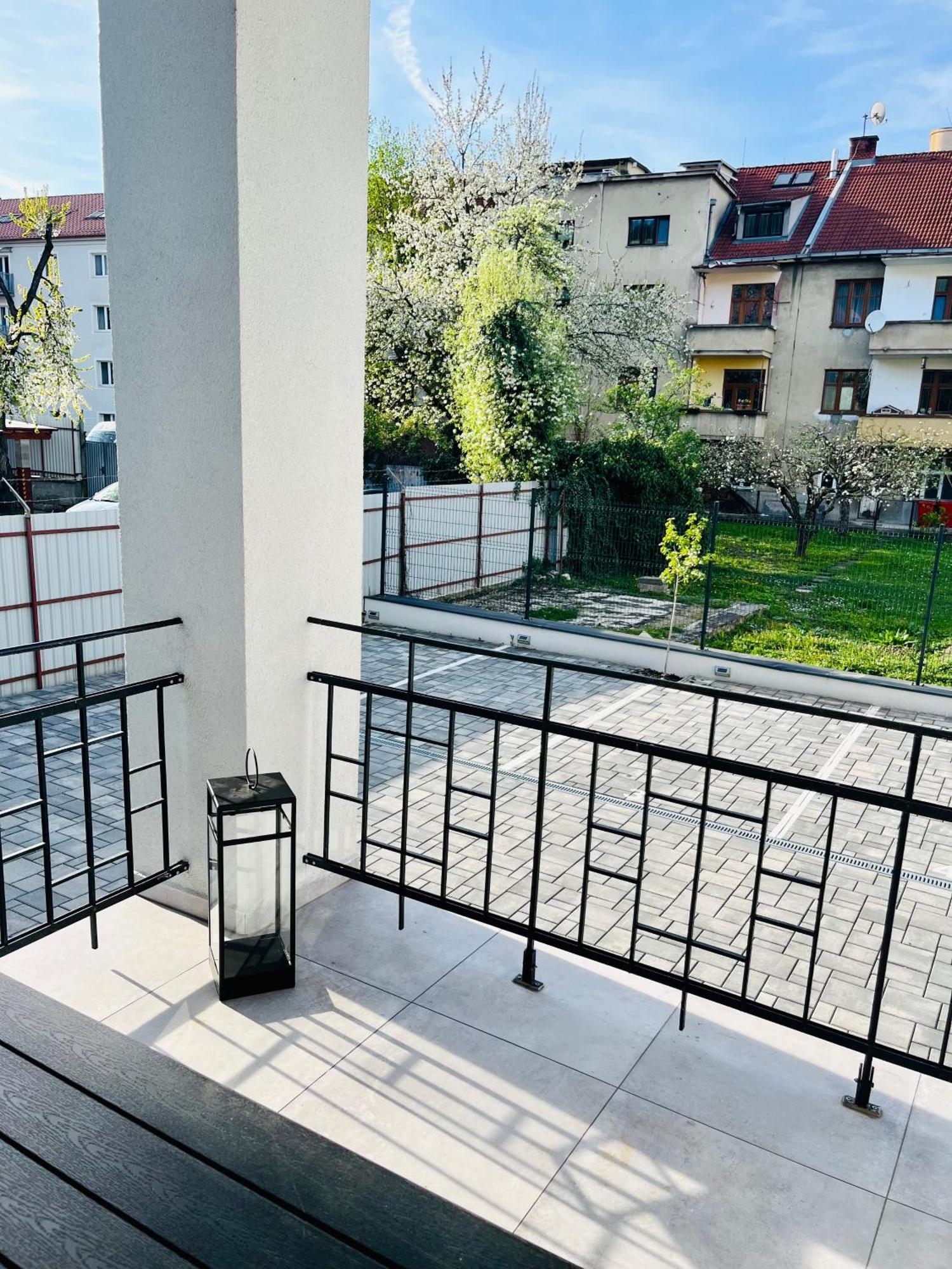 Apartment Riviera Centrum, Private Parking And Smart Check In Банска бистрица Екстериор снимка